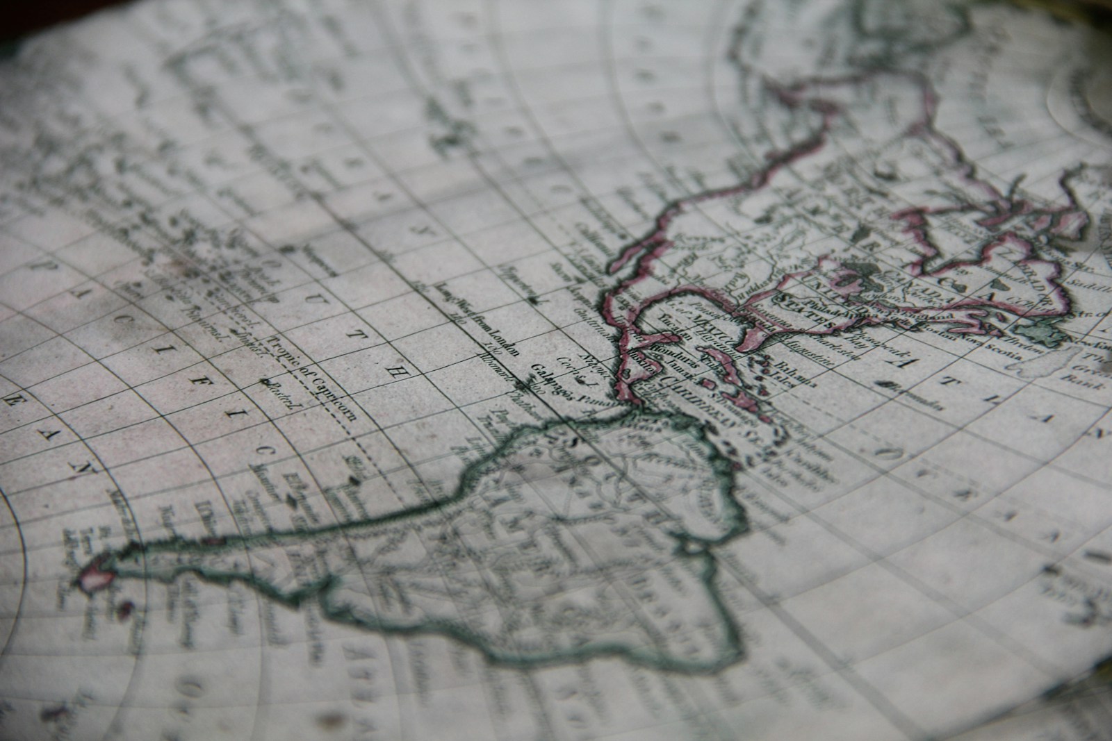 latinoamericanos emprendiendo en españa mapa españa oportunidades negocio plan de negocio emprendedor migrante negocio exitoso en españa banderas latinoamericanas y española