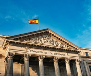 ley de startups españa beneficios, negocios con futuro, invertir en españa, tendencias de negocio 2025, negocios rentables, emprender en españa, economía silver, negocios sostenibles, economía digital, oportunidades de inversión, ideas de negocio